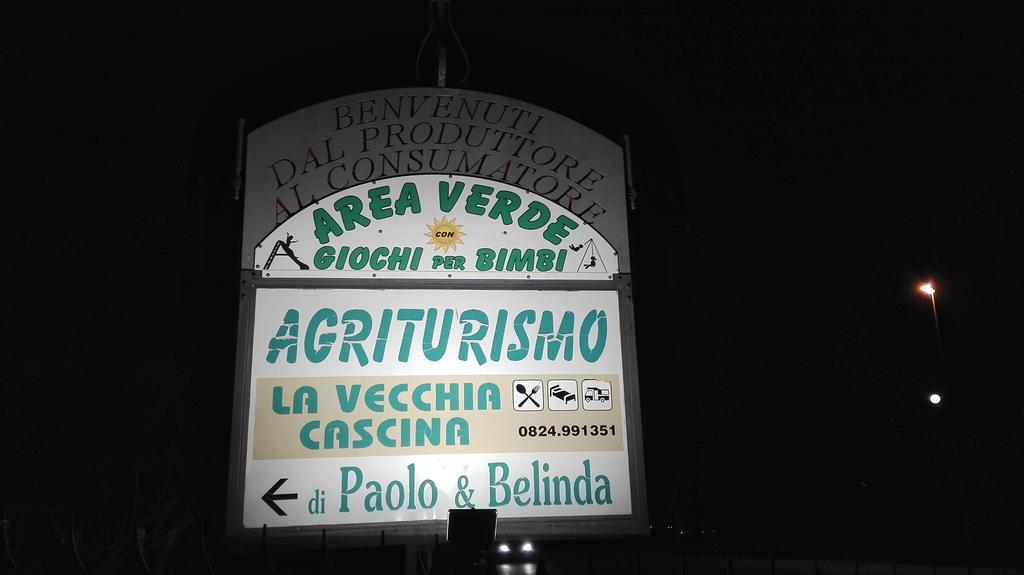 Agriturismo La Vecchia Cascina Di Paolo & Belinda Pietrelcina Exterior foto