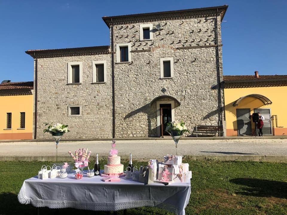 Agriturismo La Vecchia Cascina Di Paolo & Belinda Pietrelcina Exterior foto